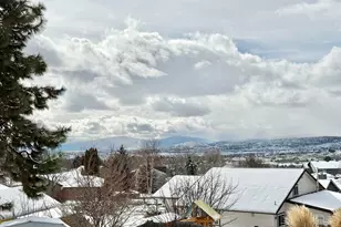 5704 Upland Dr, Klamath Falls, OR 97603 - Photo 34