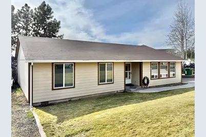 5704 Upland Drive, Klamath Falls, OR 97603 - Photo 2