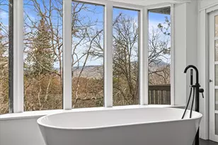 200 Timberlake Dr, Ashland, OR 97520 - Photo 28