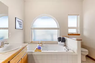 23445 Butterfield Trail, Bend, OR 97702 - Photo 24