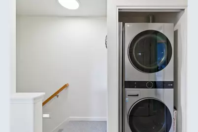 111 NW Hawthorne Avenue #APT 1, Bend, OR 97703 - Photo 22