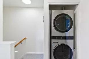 111 NW Hawthorne Ave, Bend, OR 97703 - Photo 22