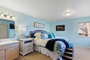 111 NW Hawthorne Ave, Bend, OR 97703 - Photo 24