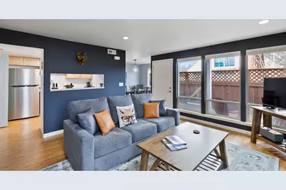 111 NW Hawthorne Avenue #APT 1, Bend, OR 97703 - Photo 8