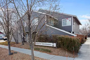 111 NW Hawthorne Ave, Bend, OR 97703 - Photo 1