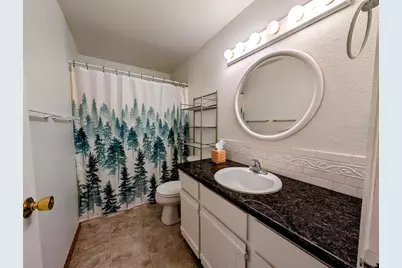 1661 NE Terrace Drive, Grants Pass, OR 97526 - Photo 14