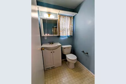 1661 NE Terrace Drive, Grants Pass, OR 97526 - Photo 8