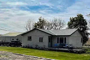 260 N E St, Lexington, OR 97839 - Photo 1