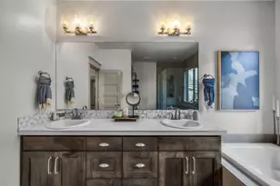 60863 Garrison Dr, Bend, OR 97702 - Photo 30