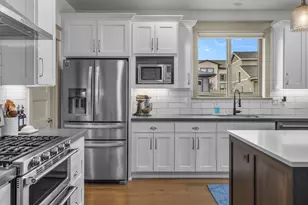 60863 Garrison Dr, Bend, OR 97702 - Photo 24