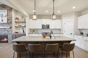 4119 SW Badger Ct, Redmond, OR 97756 - Photo 6