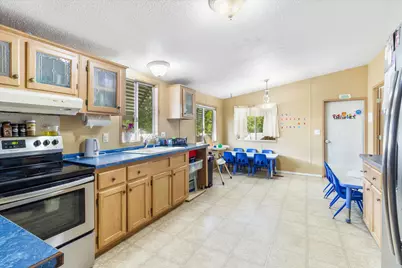 3555 S Pacific Highway #SPC 123, Medford, OR 97501 - Photo 6