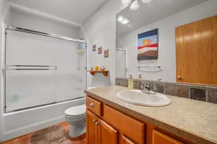 61346 Whitetail St, Bend, OR 97702 - Photo 12