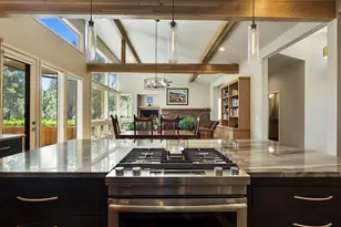 60734 Golf Village Loop, Bend, OR 97702 - Photo 8