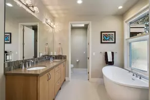 60734 Golf Village Loop, Bend, OR 97702 - Photo 30