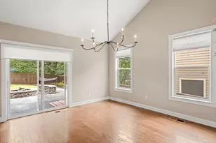 4375 Vista Pointe Dr, Medford, OR 97504 - Photo 14