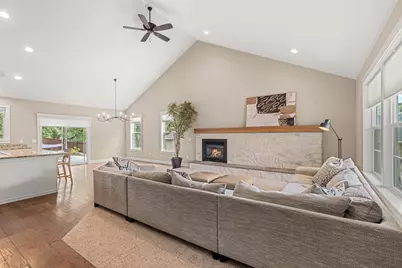 4375 Vista Pointe Drive, Medford, OR 97504 - Photo 6