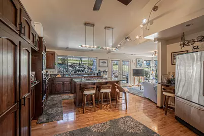 13290 Table Rock Road, Central Point, OR 97502 - Photo 16