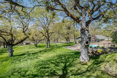 13290 Table Rock Road, Central Point, OR 97502 - Photo 52