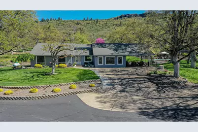 13290 Table Rock Road, Central Point, OR 97502 - Photo 1