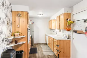 1540 NE Bear Creek Rd, Bend, OR 97701 - Photo 28