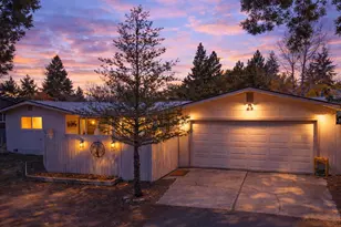 1540 NE Bear Creek Rd, Bend, OR 97701 - Photo 2