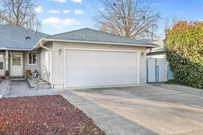 533 Brittni Lane, Central Point, OR 97502 - Photo 2