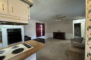 639 Darla Mae, Medford, OR 97501 - Photo 4