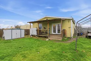 1129 Pinecroft Ave, Medford, OR 97501 - Photo 22