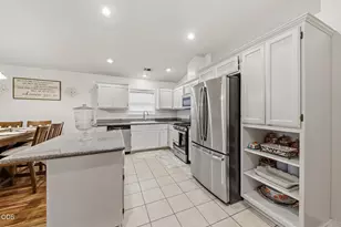 18 Scholarship Way, Medford, OR 97501 - Photo 14