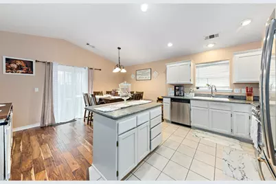 18 Scholarship Way, Medford, OR 97501 - Photo 14