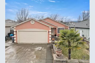 18 Scholarship Way, Medford, OR 97501 - Photo 2