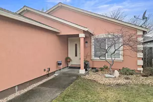 18 Scholarship Way, Medford, OR 97501 - Photo 6