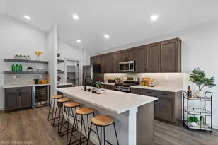 3709 Luchu St, Medford, OR 97504 - Photo 2