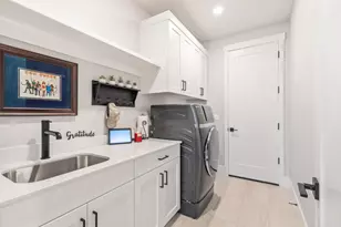 3038 NW Butte View Dr, Bend, OR 97703 - Photo 24