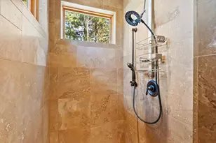 16892 Royal Coachman Dr, Sisters, OR 97759 - Photo 32