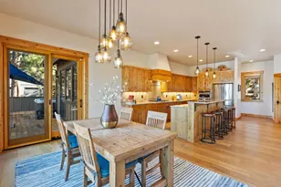 16892 Royal Coachman Dr, Sisters, OR 97759 - Photo 18