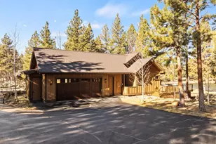 16892 Royal Coachman Dr, Sisters, OR 97759 - Photo 6