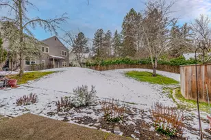 215 Jackson Creek Dr, Jacksonville, OR 97530 - Photo 26