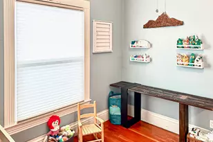 1032 W 10th St, Medford, OR 97501 - Photo 8