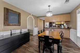 1204 Heather Ln, Central Point, OR 97502 - Photo 6