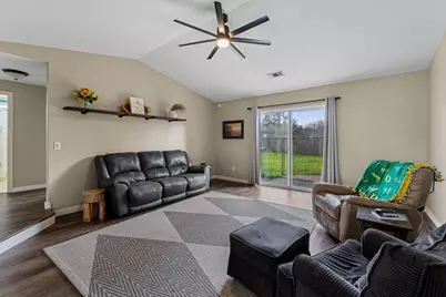 1204 Heather Lane, Central Point, OR 97502 - Photo 12