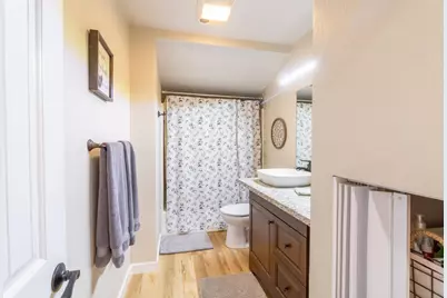 1202 NW B Street, Grants Pass, OR 97526 - Photo 20