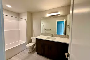 61425 SE Daybreak Ct, Bend, OR 97702 - Photo 18