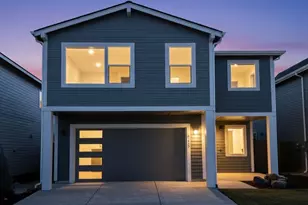 61425 SE Daybreak Ct, Bend, OR 97702 - Photo 2