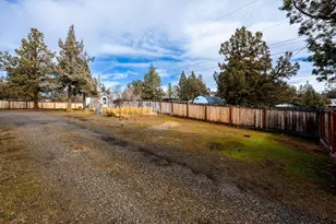 8906 SW Shad Rd, Terrebonne, OR 97760 - Photo 42