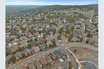 2545 NW Awbrey Road, Bend, OR 97703 - Photo 44