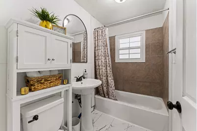 1107 SW Bridge Street, Grants Pass, OR 97526 - Photo 8