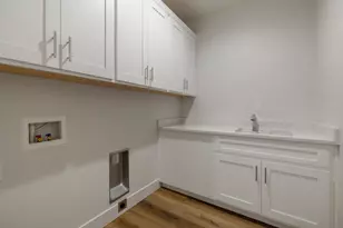 1211 Vine Maple Dr, Klamath Falls, OR 97601 - Photo 44