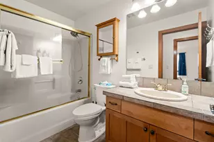 55387 Gross Dr, Bend, OR 97707 - Photo 18